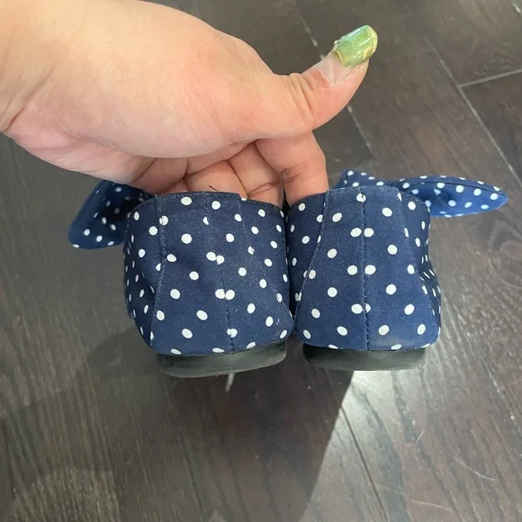 Jeffrey Campbell Navy Polka Dot Bow Flats - Picture 4 of 6